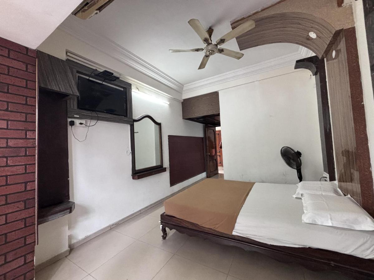 Hotel Raj Empire Майсур Экстерьер фото