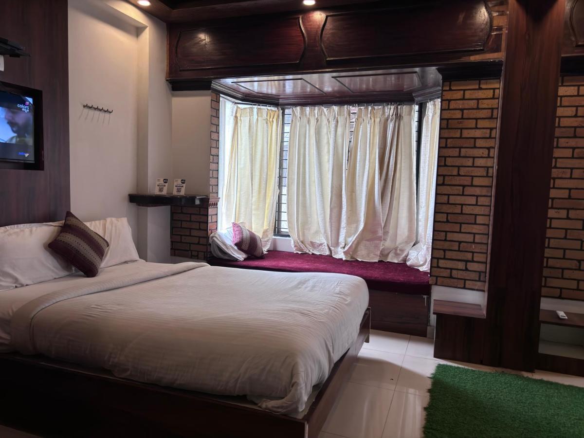 Hotel Raj Empire Майсур Экстерьер фото
